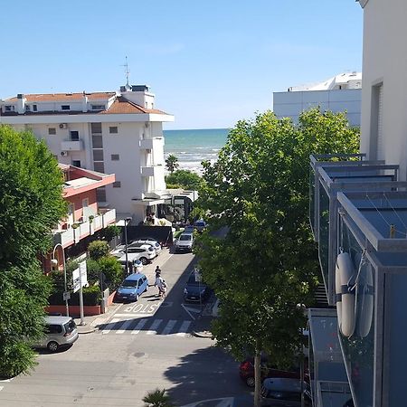 Hotel Le Vele Riccione Dış mekan fotoğraf