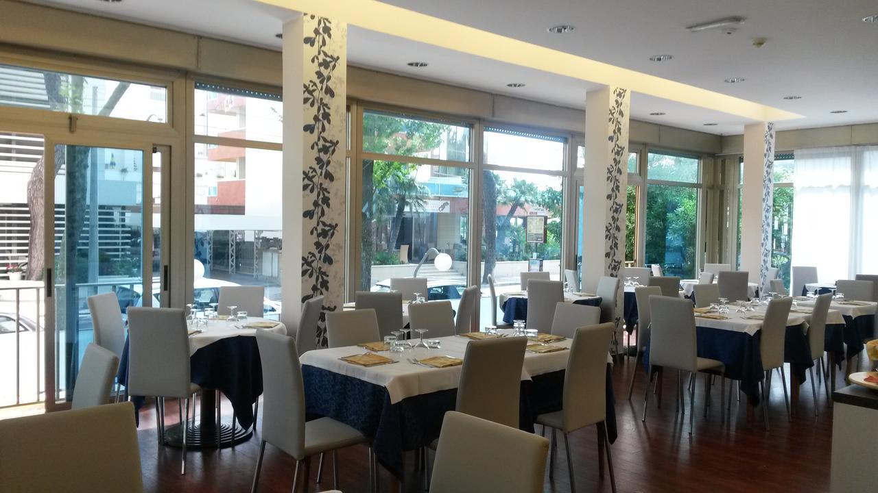 Hotel Le Vele Riccione Dış mekan fotoğraf